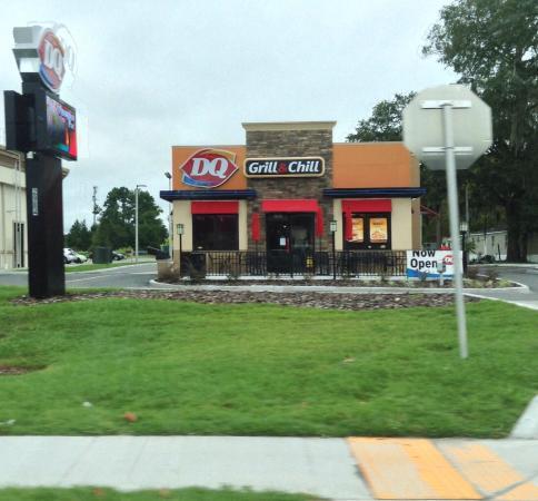 Dairy Queen Grill & Chill